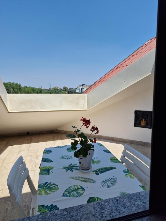 Comfy Penthouse Apartamento Milão Exterior foto